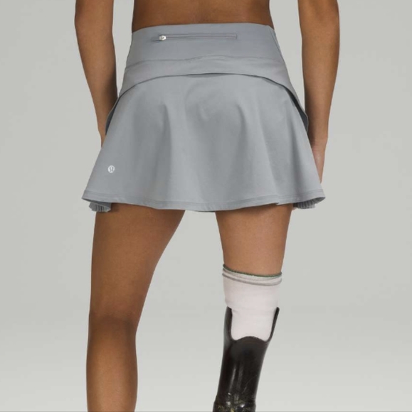 Lululemon Play Off The Pleats Mid Rise Skirt Rhino Grey - Picture 2 of 10